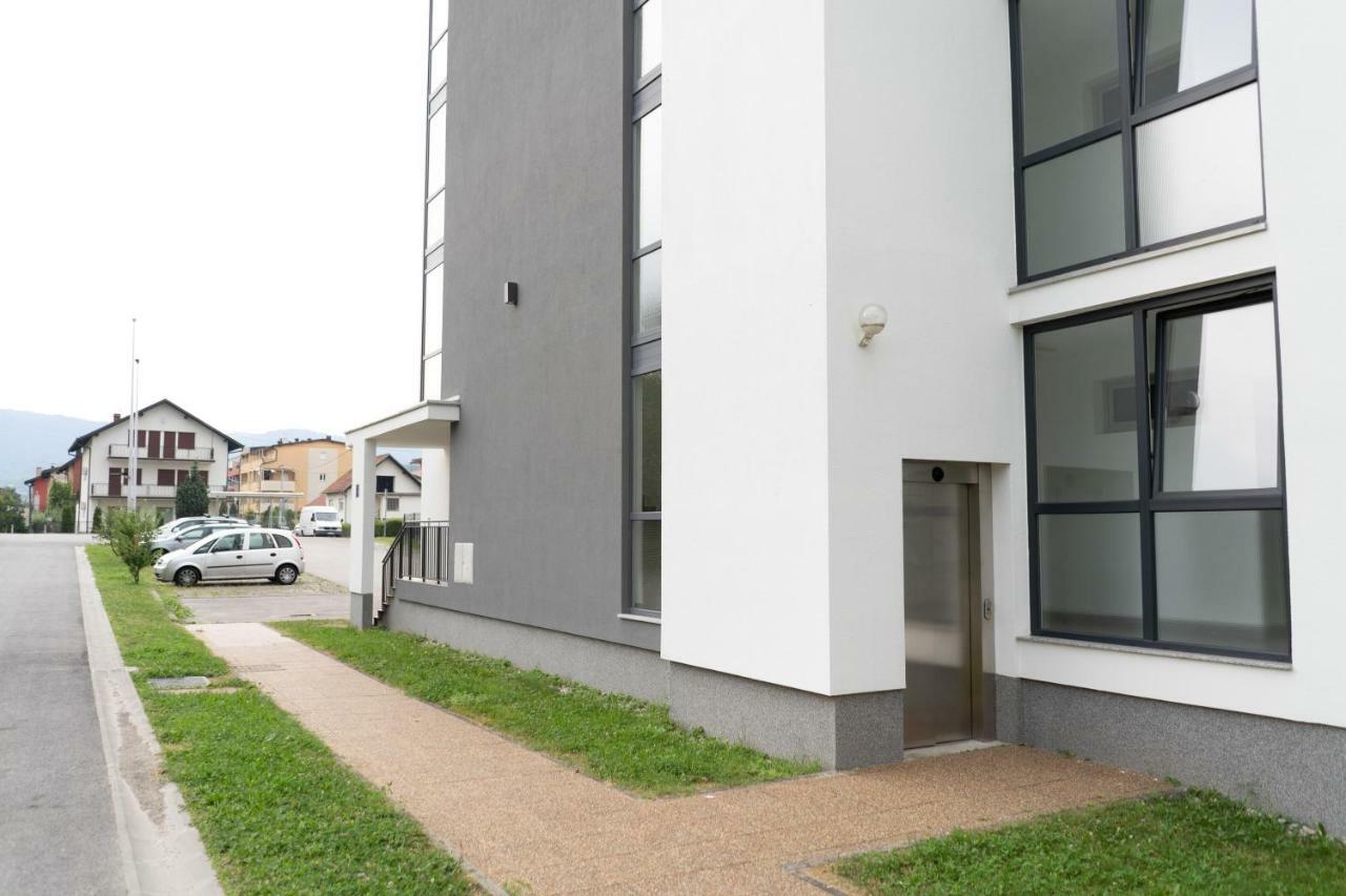 Jacuzzi Studio Apartman Mare'S Загреб Екстериор снимка